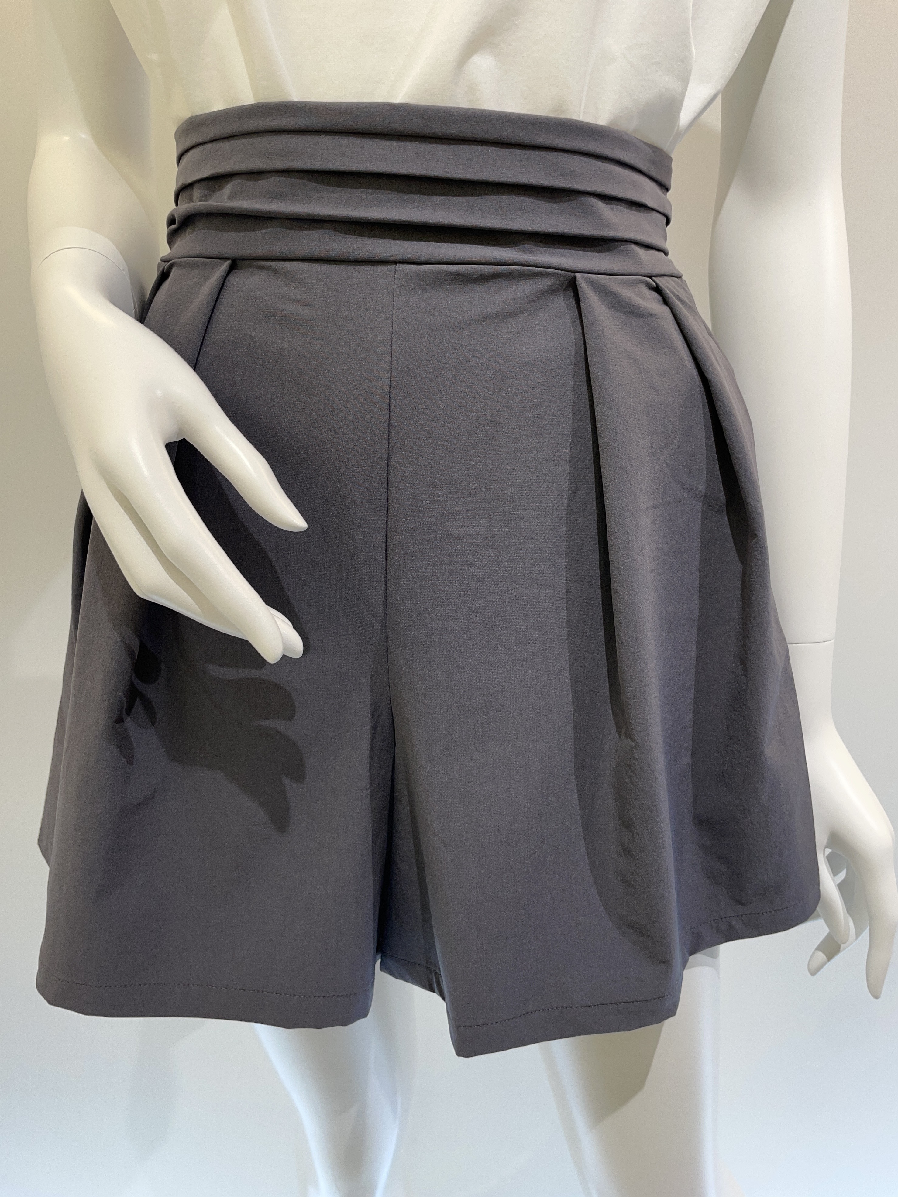 【MIRROR9】速乾 Lia Quick dry short pants GY