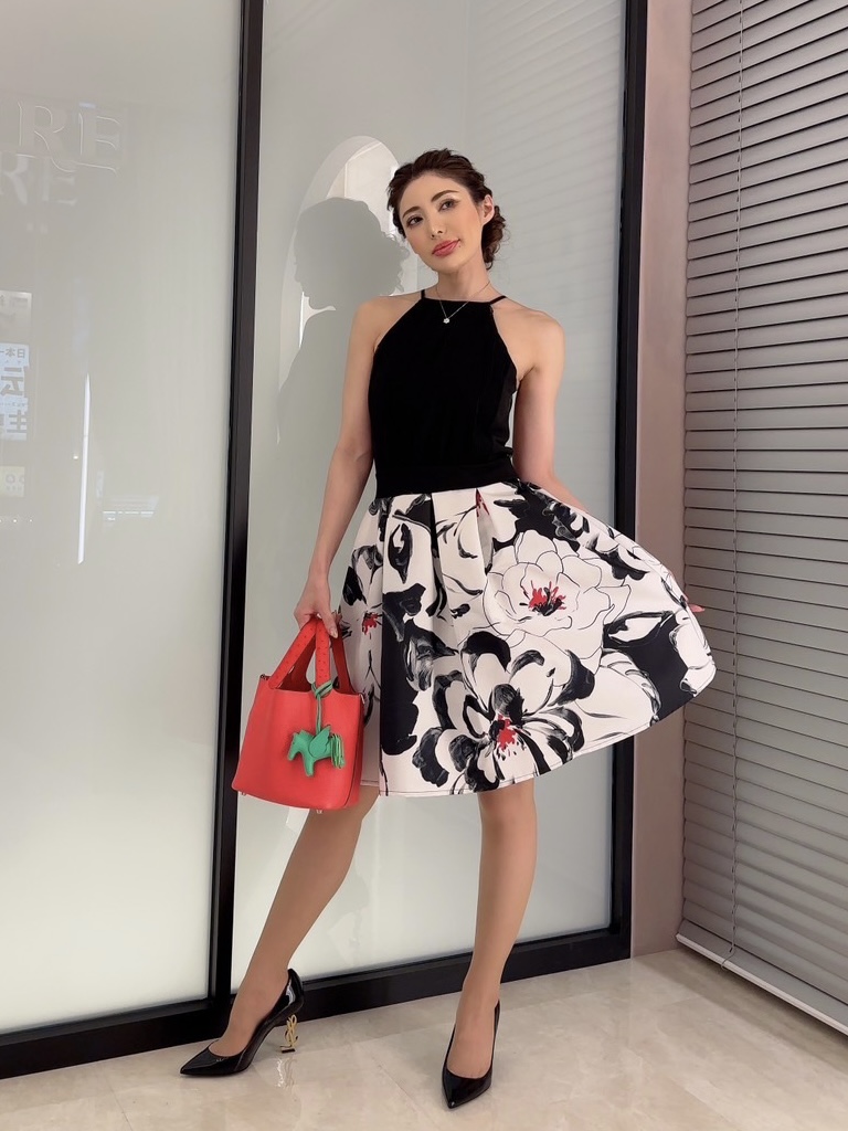 【RINASCIMENTO 】monotone flower one piece